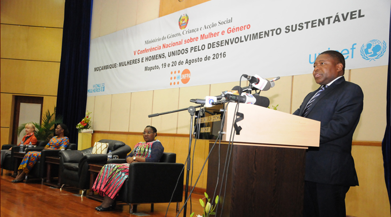 Presdeinte Nyusi inaugura reunião de mulheres em Maputo