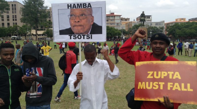 Zuma admite sair do poder