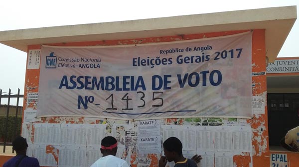 Angolanos escolhem hoje sucessor de José Eduardo dos Santos (1)