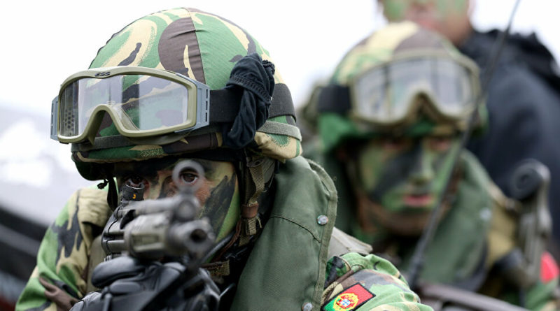 Primeiros militares portugueses que vêm treinar moçambicanos para ajudar a combater os terroristas chegam na primeira quinzena de Abril