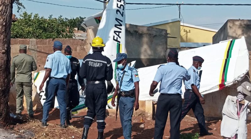 Aeronave moçambicana fez aterragem de emergência num bairro de Maputo
