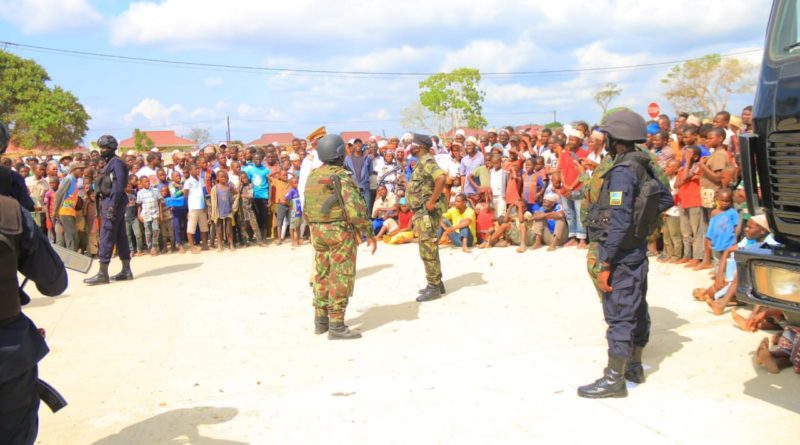 População encorajada a regressar às zonas de origem pelas Forças de Defesa e Segurança (FDS) de Mo¬çambique
