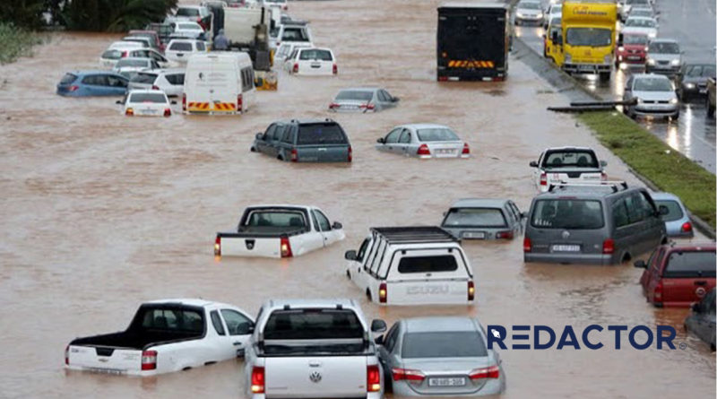 Pelo menos 20 pessoas terão morrido na sequência de inundações, causadas pela chuva forte, que esta segunda-feira (11 de Abril) fez estragos na província de KwaZulu-Natal