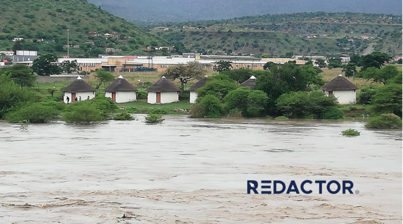 Um moçambicano figura entre os cerca de 60 mortos na província nortenha sul-africana de KwaZulu-Natal, devido a inundações causadas pela forte chuva que caiu