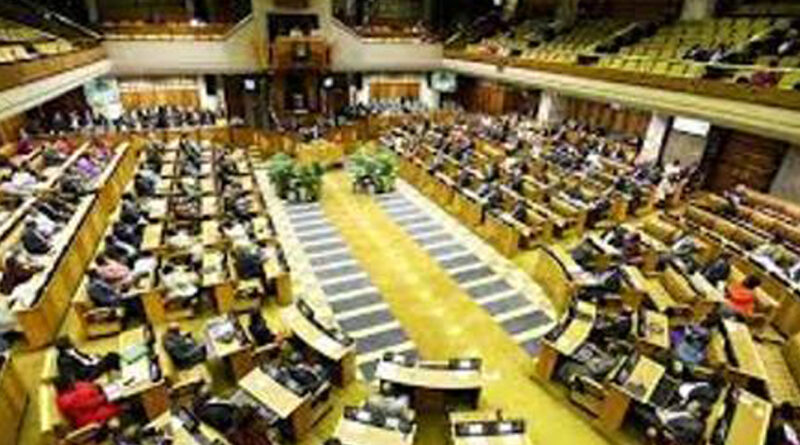 Parlamento sul-africano censura declarações de Zondo