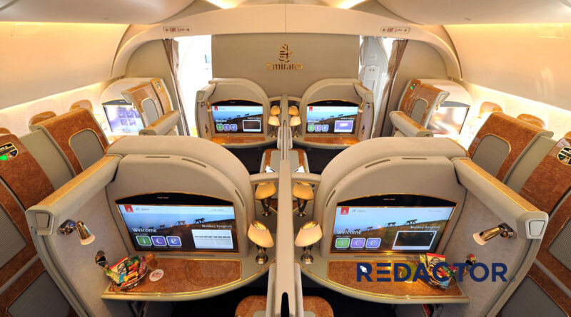 Emirates encomenda 95 aviões à Boeing (3.286.400.000.000)