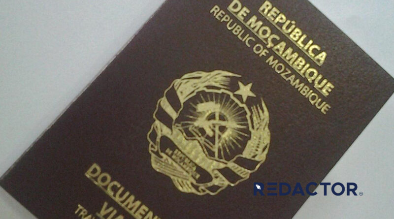 Passaporte castanho será reconhecido nos aeroportos