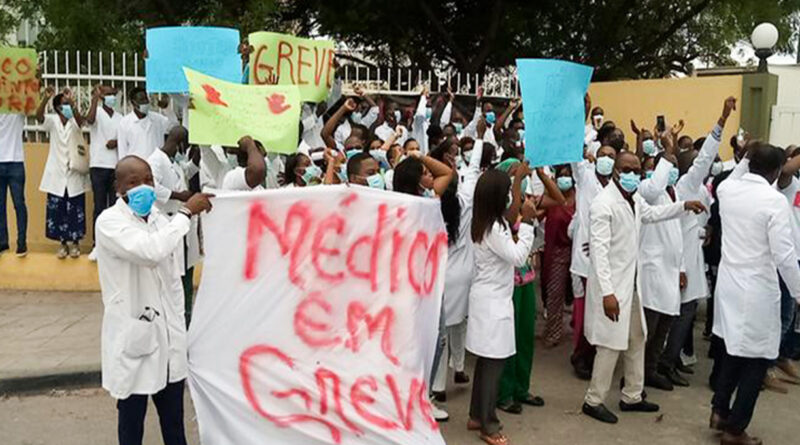 Médicos anunciam greve de 21 dias a partir de 29