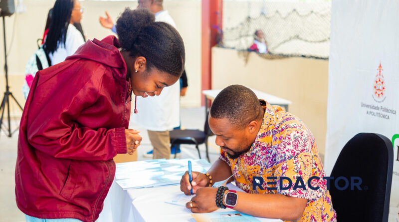 “O Papagaio Que Não é Um Pássaro” lançado no Dia da Criança Africana