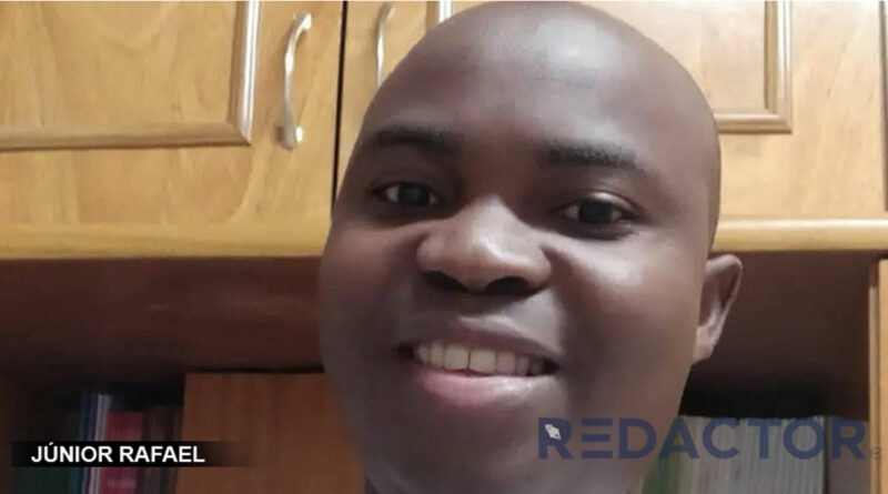 O professor e a farsa da valorização