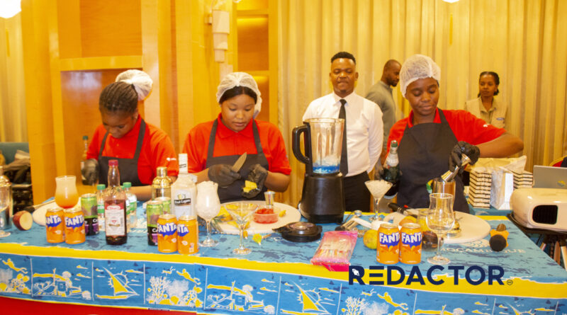 100 mulheres aprimoram competências em hotelaria