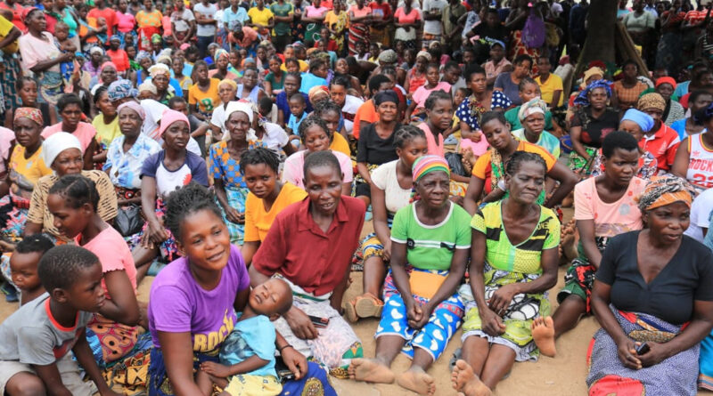 Estimados em cerca de 105 mil desalojados pelas intempéries