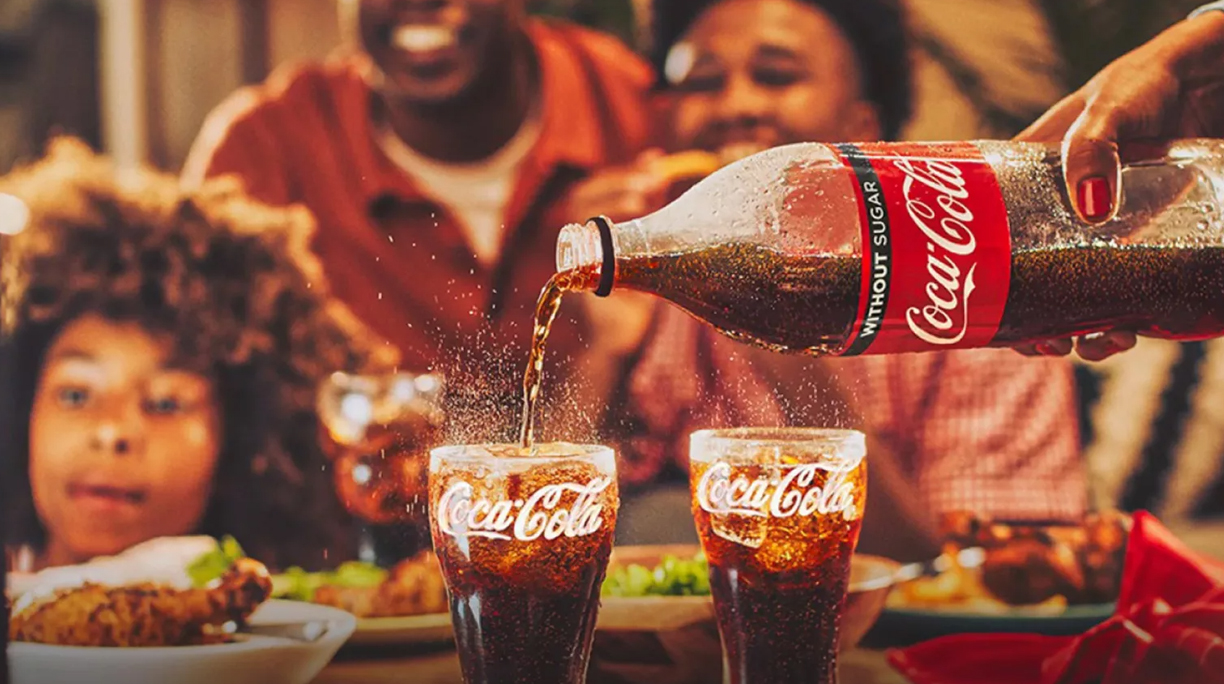 Kmenu Cola COCA-COLA lança campanha “coke with meals” em Moçambique - Redactormz