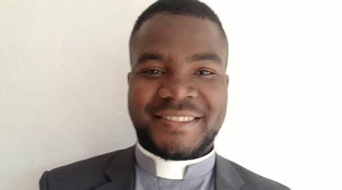 Padre anglicano atropelado mortalmente em Massinga